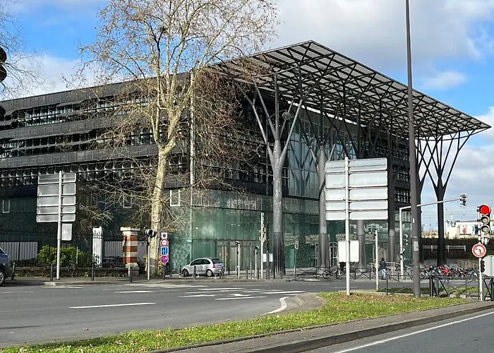 Le René Pouteau Apartamento Melun